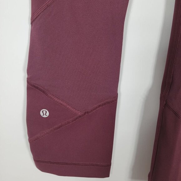 Lululemon Leggings #57 Size 4 - Picture 8 of 9